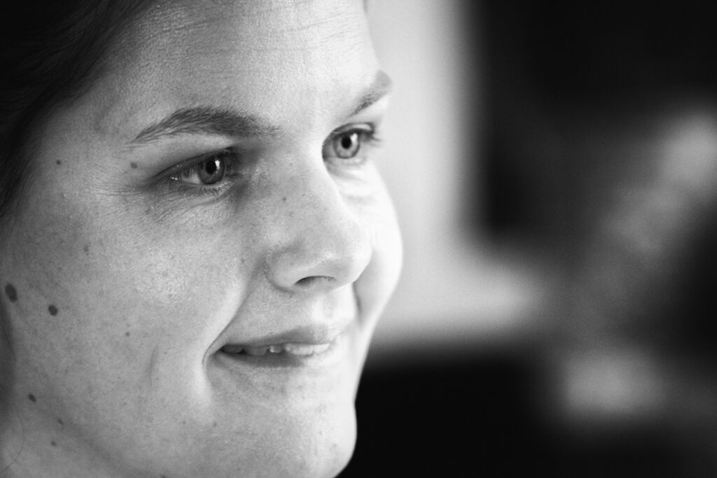 Getting Ready Portrait Braut